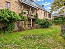 CORRÈZE – PROPRIÉTÉ SUR 6 HECTARES, SOURCE, FORET AVEC MAISON PRINCIPALE ET 4 GÎTES – VALLÉE DE LA DORDOGNE
