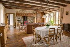 Character property approximately 20 minutes from Collonges-la-Rouge and 20 minutes from Brive-la-Gaillarde