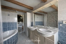 Charmante maison de campagne avec jardin et garage