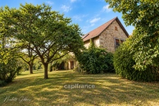 Maison de caractère du XIVe siècle avec grange et piscine – Proche à Beaulieu sur Dordogne, Vallée de la Dordogne, Corrèze
