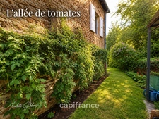Jolie maison en pierres avec petites dépendances