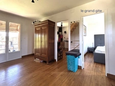 Ensemble de propriété - 3 maisons restaurées et une vaste grange secteur Lanteuil