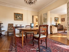 Ensemble de propriété - maison bourgeoise, deuxième logement/bureaux, grange, 1 hectare