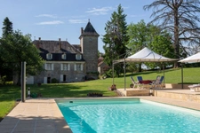 Propriete de caractère à vendre 17 pièces proche de Martel
