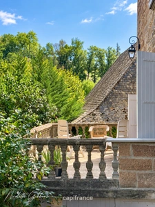 Ensemble de propriété - maison bourgeoise, deuxième logement/bureaux, grange, 1 hectare