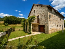  Gagnac-sur-Cère – Grange restaurée avec piscine et vue sur la campagne
