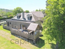 Ensemble de propriété - 3 maisons restaurées et une vaste grange secteur Lanteuil
