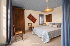 Maison de caractère du XIVe siècle avec grange et piscine – Proche à Beaulieu sur Dordogne, Vallée de la Dordogne, Corrèze