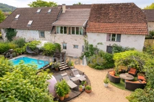 Longère de caractère avec 4 chambres et un studio/gite, secteur Beaulieu sur Dordogne