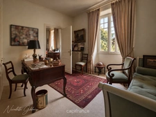 Ensemble de propriété - maison bourgeoise, deuxième logement/bureaux, grange, 1 hectare