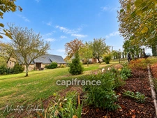  CORRÈZE – PROPRIÉTÉ SUR 6 HECTARES, SOURCE, FORET AVEC MAISON PRINCIPALE ET 4 GÎTES – VALLÉE DE LA DORDOGNE