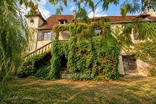 Maison de caractère du XIVe siècle avec grange et piscine – Proche à Beaulieu sur Dordogne, Vallée de la Dordogne, Corrèze