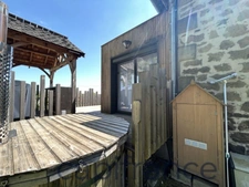 Ensemble de propriété - 3 maisons restaurées et une vaste grange secteur Lanteuil