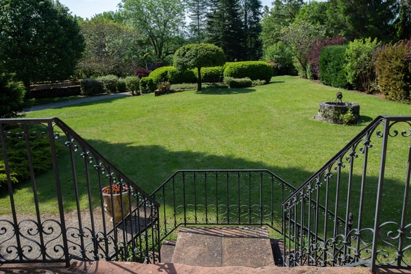 Propriete de caractère à vendre 17 pièces proche de Martel