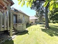 Ensemble de propriété - 3 maisons restaurées et une vaste grange secteur Lanteuil