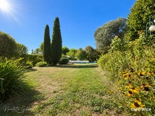 EXCLUSIVITÉ – BELLE DEMEURE DE CARACTÈRE AVEC GRAND PARC ET PISCINE AU CŒUR DE MEYSSAC