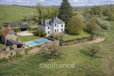 Character property approximately 20 minutes from Collonges-la-Rouge and 20 minutes from Brive-la-Gaillarde