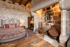 Maison de caractère du XIVe siècle avec grange et piscine – Proche à Beaulieu sur Dordogne, Vallée de la Dordogne, Corrèze