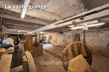 Ancienne ferme de tabac à réinventer – Maison en pierres, grange et séchoir