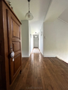 Character property approximately 20 minutes from Collonges-la-Rouge and 20 minutes from Brive-la-Gaillarde