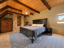  CORRÈZE – PROPRIÉTÉ SUR 6 HECTARES, SOURCE, FORET AVEC MAISON PRINCIPALE ET 4 GÎTES – VALLÉE DE LA DORDOGNE