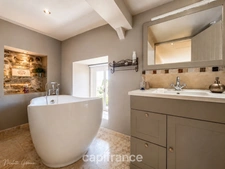 Maison familiale avec 4 chambres et un studio secteur Beaulieu sur Dordogne