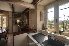 Charmante maison de campagne avec jardin et garage