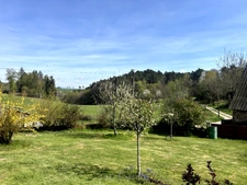 Charmante maison de campagne avec jardin et garage