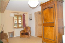 Maison à vendre 147m², 2 chambres, jardin + dépendances CURIS AU MONT D'OR (69250)