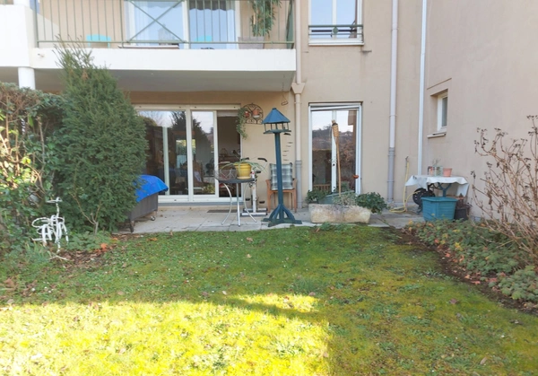 Dpt Rhône (69) VIAGER OCCUPE à Brignais, appartement 67 m² 