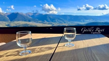 FONT-ROMEU – EXCLUSIVE – STUDIO APARTMENT WITH MEZZANINE CABIN AT THE FOOT OF THE CABLE CAR, TOP FLOOR, PANORAMIC VIEW OF THE PYRENEES, COVERED PARKING AND CELLAR