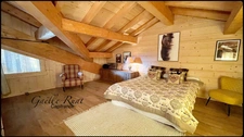 Font-Romeu (66) – Prestigious 4-room mezzanine apartment with panoramic views on the top floor.
