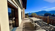 FONT-ROMEU (66) – LARGE 240 M² PROPERTY WITH 4 APARTMENTS, PANORAMIC TERRACE AND LARGE GARAGE