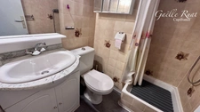 FONT-ROMEU – EXCLUSIVE – STUDIO APARTMENT WITH MEZZANINE CABIN AT THE FOOT OF THE CABLE CAR, TOP FLOOR, PANORAMIC VIEW OF THE PYRENEES, COVERED PARKING AND CELLAR