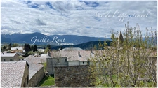 Appartement T3 70m2 - Vue montagnes - Dernier étage maison en pierres à Odeillo (66120)