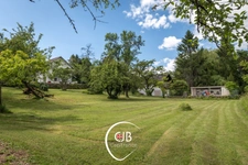     Maison aux Marches limite Myans, 4 chambres, piscine et grand terrain possible