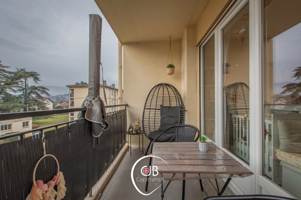 Appartement T3 rénové de 70 m² à Barberaz – Cave 13 m² – Garage possible en supplément