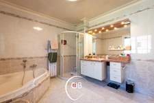     Randens Val d’Arc – Maison rénovée 218 m² avec fort potentiel