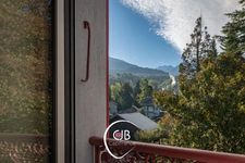     La Rochette : appartement de 111,5 m² Carrez aux superbes volumes
