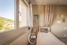 Sonnaz – Maison 220 m², DPE B et appartement en rez-de-jardin