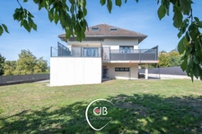 Sonnaz – Maison 220 m², DPE B et appartement en rez-de-jardin