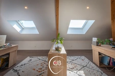 Sonnaz – Maison 220 m², DPE B et appartement en rez-de-jardin