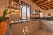     Maison aux Marches limite Myans, 4 chambres, piscine et grand terrain possible