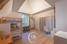     La Rochette : appartement de 111,5 m² Carrez aux superbes volumes