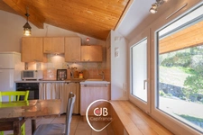 Bâtisse savoyarde rénovée 172 m² – Confort et authenticité – Maurienne