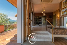 Saint-Alban-Leysse house with swimming pool, superb view and 2965 m² of land