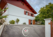 La Motte-Servolex – Maison évolutive avec 660 m² de terrain arboré et vue exceptionnelle