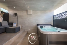 Sonnaz – Maison 220 m², DPE B et appartement en rez-de-jardin