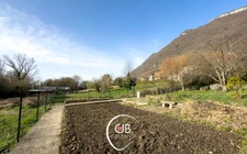 Cruet – Maison de village 95 m² avec grange et terrain de 1134 m²