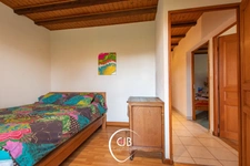     Maison aux Marches limite Myans, 4 chambres, piscine et grand terrain possible